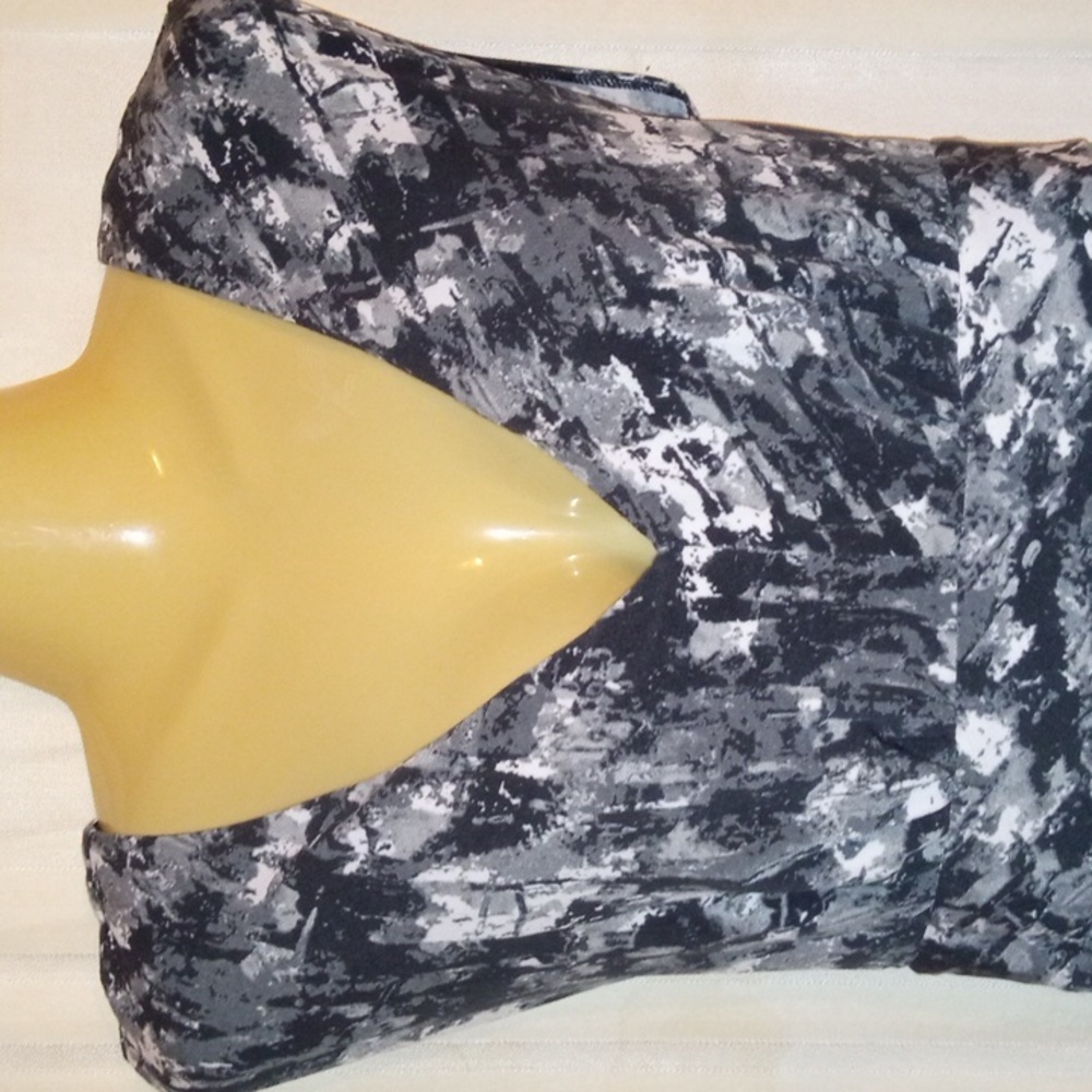 TRULLI Black, White & Gray Dress - Picture 4 of 8